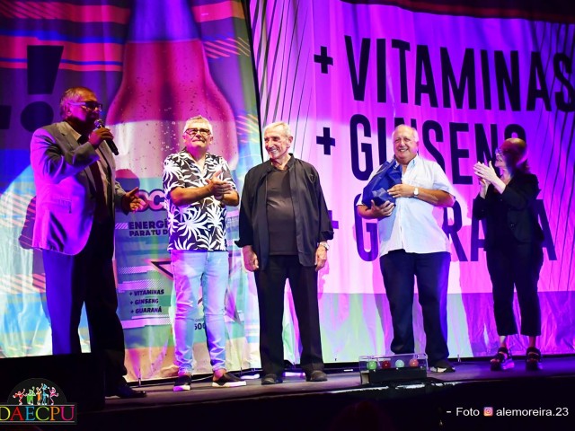 CACHO DE LA CRUZ 006
